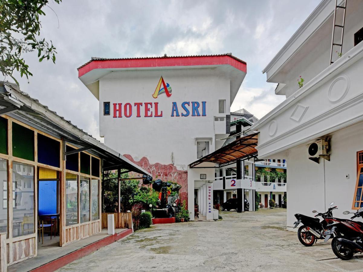 Oyo 90309 Hotel Asri 2 Banjarnegara Exterior foto