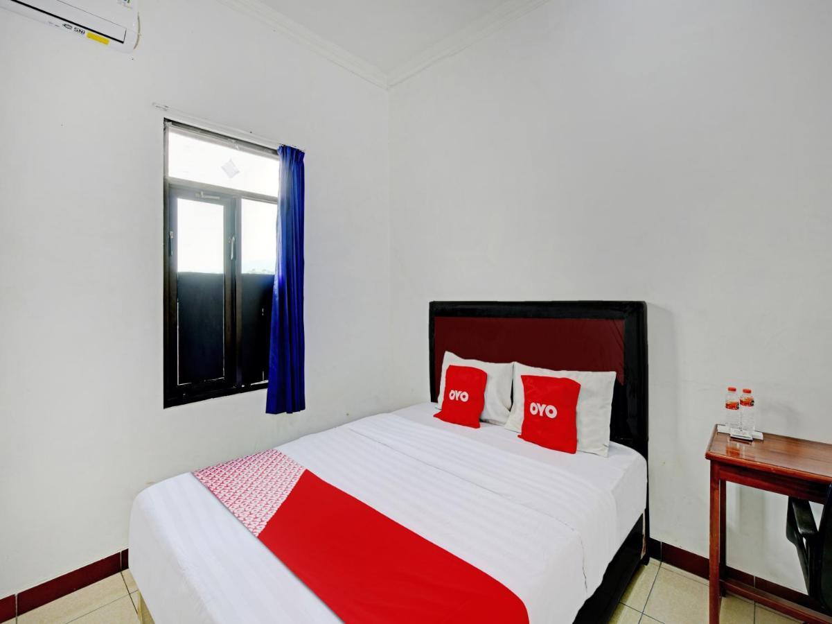 Oyo 90309 Hotel Asri 2 Banjarnegara Exterior foto